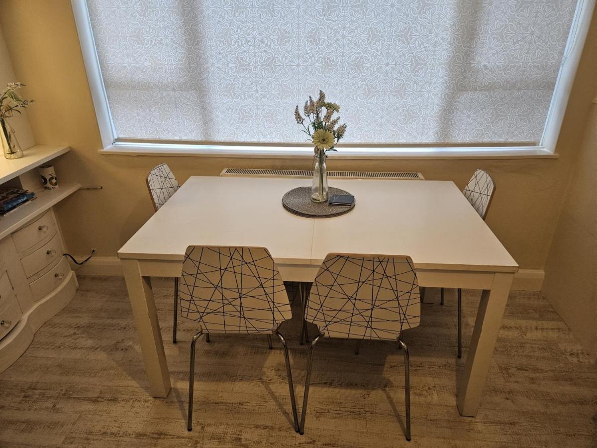 Leigh-On-Sea Retreat - 2 Bedroom Apartment エクステリア 写真